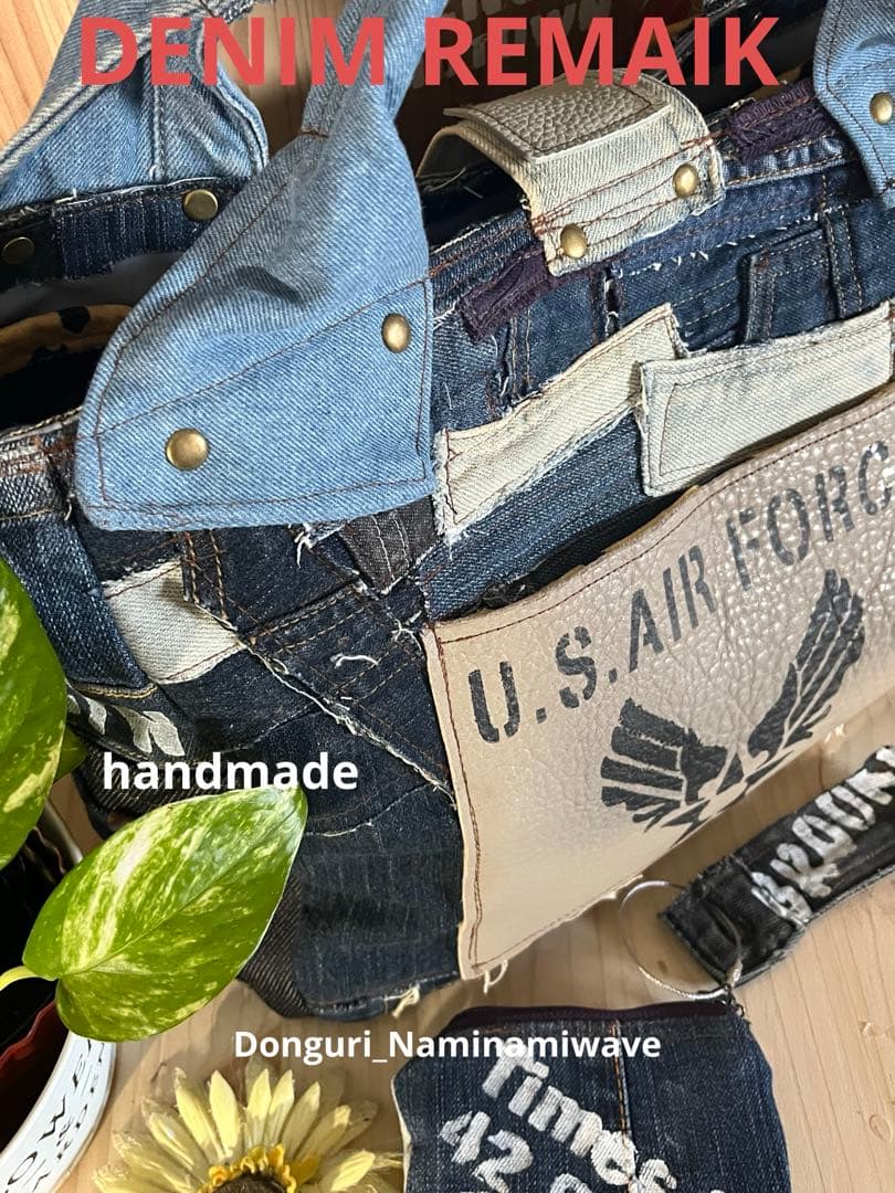 ツギハギパッチワーク2way❤️デニムリメイク・ミニファスナーポーチ＆タッセル付