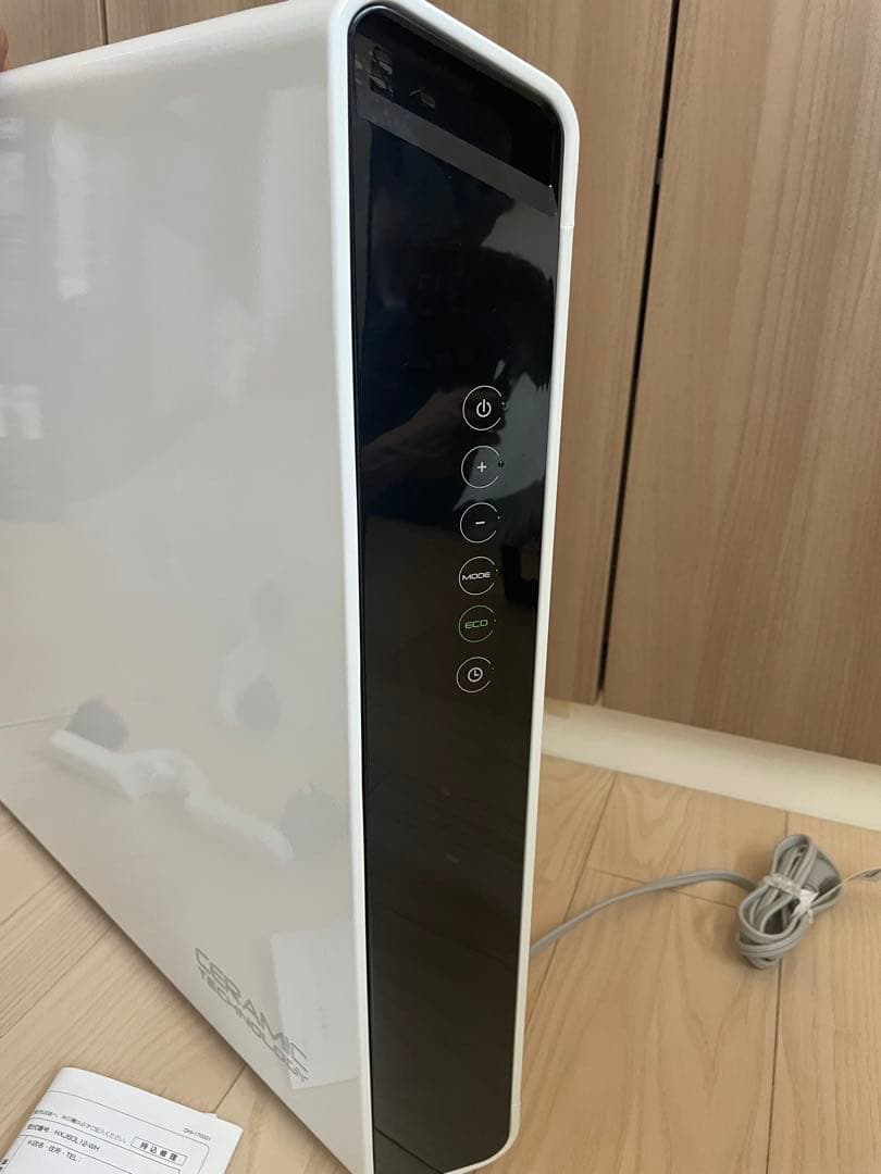 電気ヒーター デロンギ　コンベクターヒーター HXJ60L12