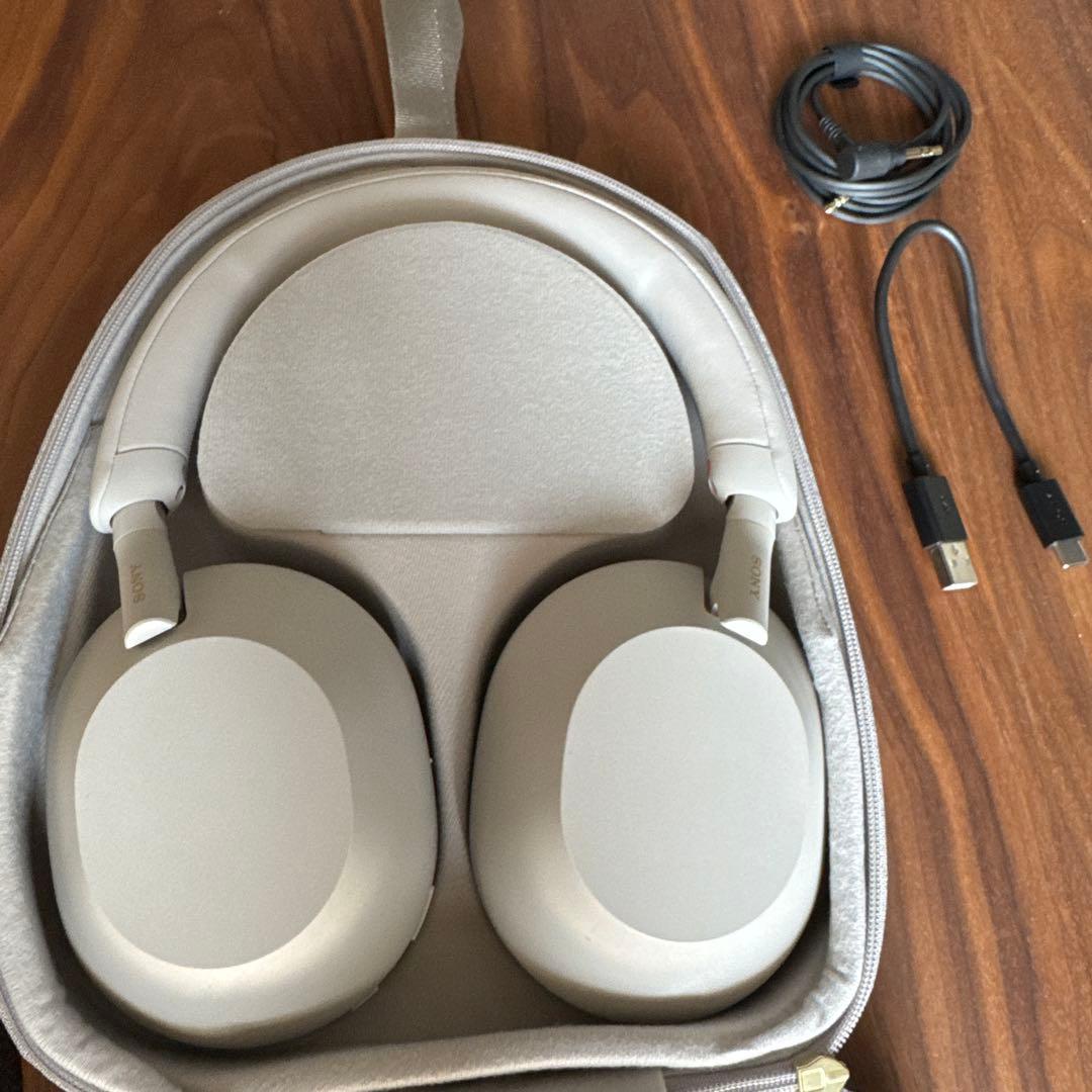 Sony WH-1000XM5 プラチナシルバー