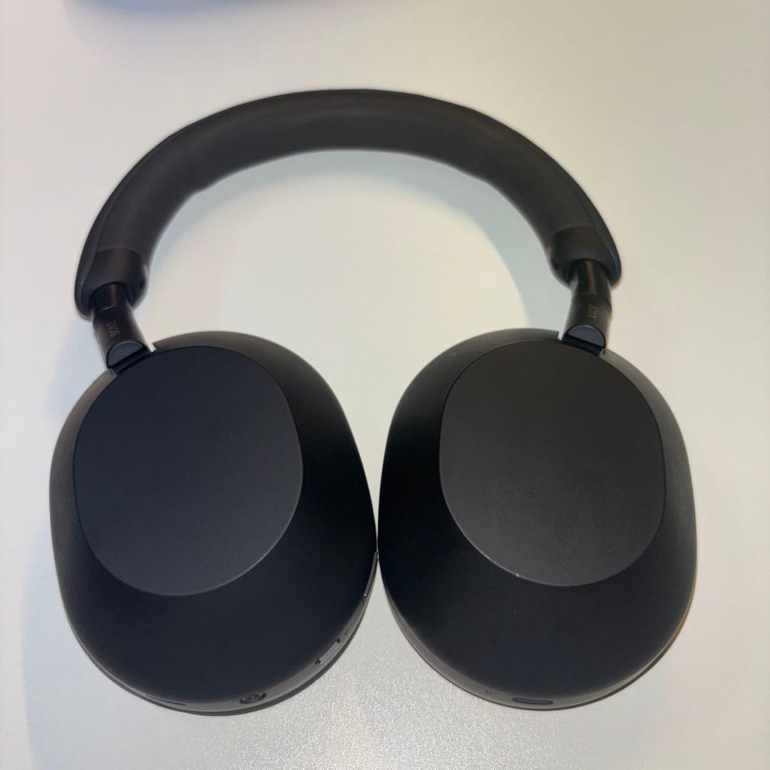 SONYワイヤレスヘッドホン WH1000XM5 (B)