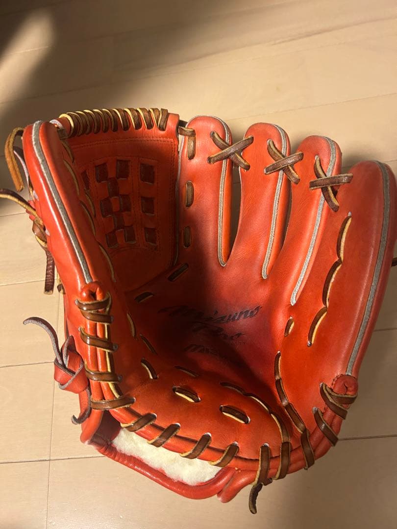 ミズノプロ　硬式　宮本モデル