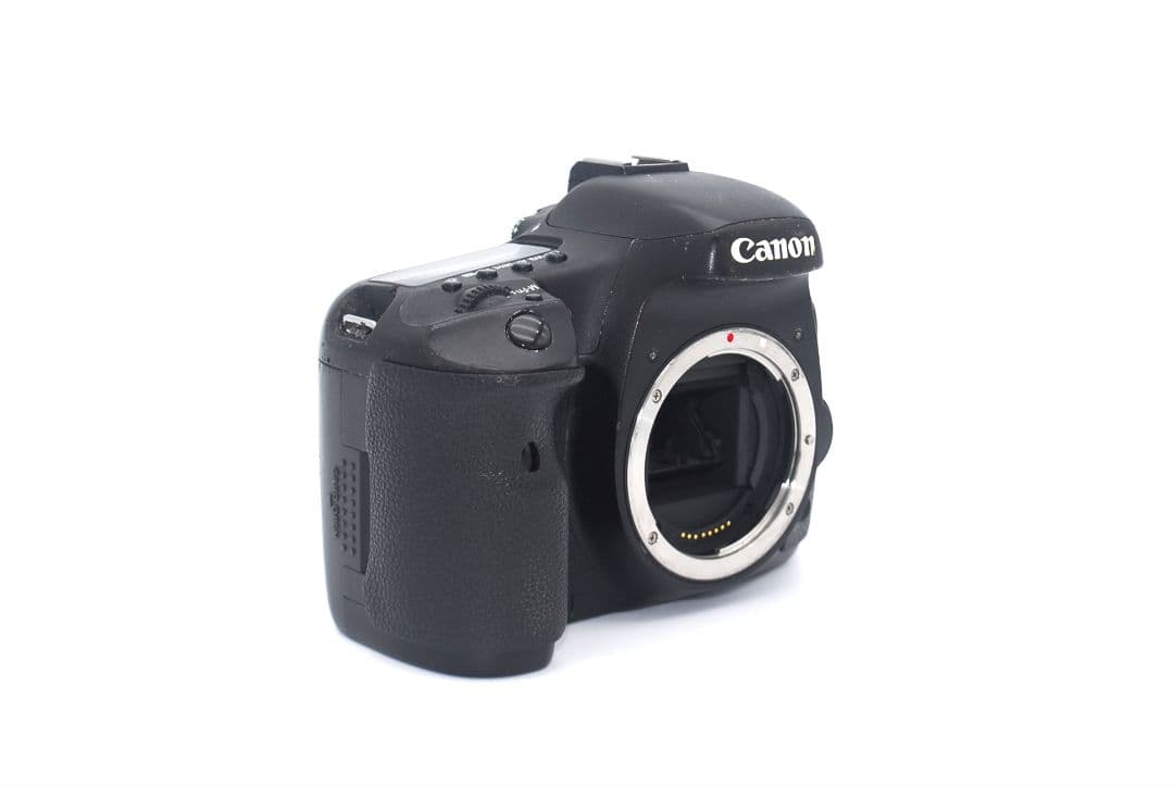 APS-C一眼レフカメラの最上位機種♪Canon 7D ボディ♪