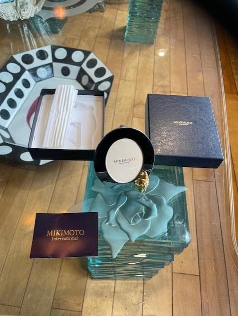 MIKIMOTO フォトフレーム クマ装飾付き