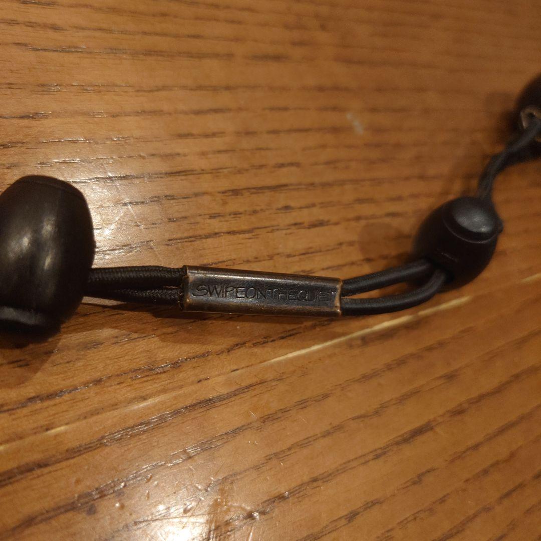 ビーズ付きブラックウォレットチェーン＆リストバンド