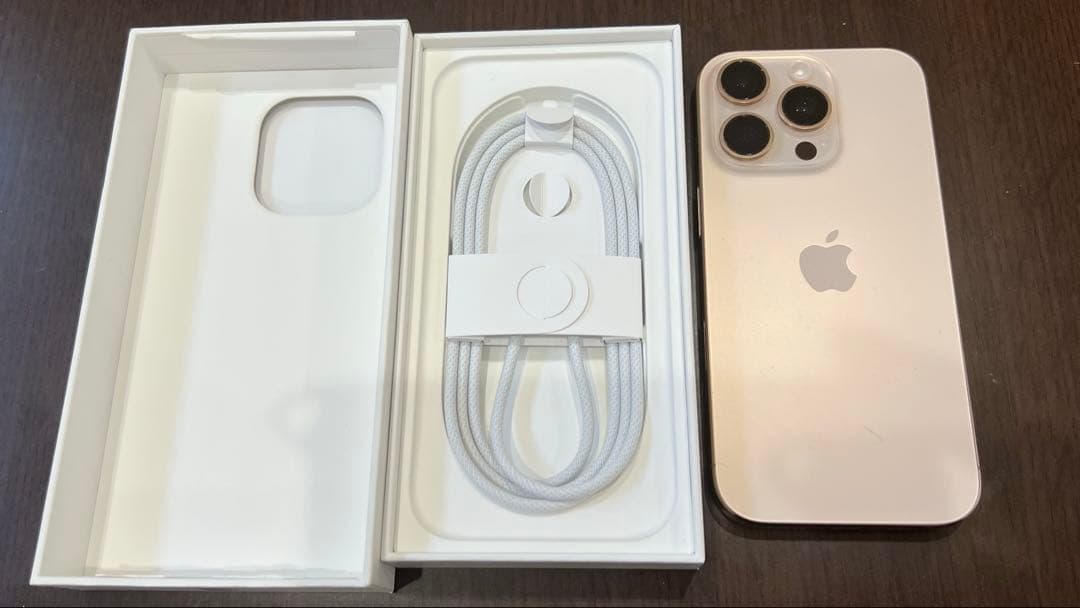 スマートフォン本体 iPhone16Pro 1TB