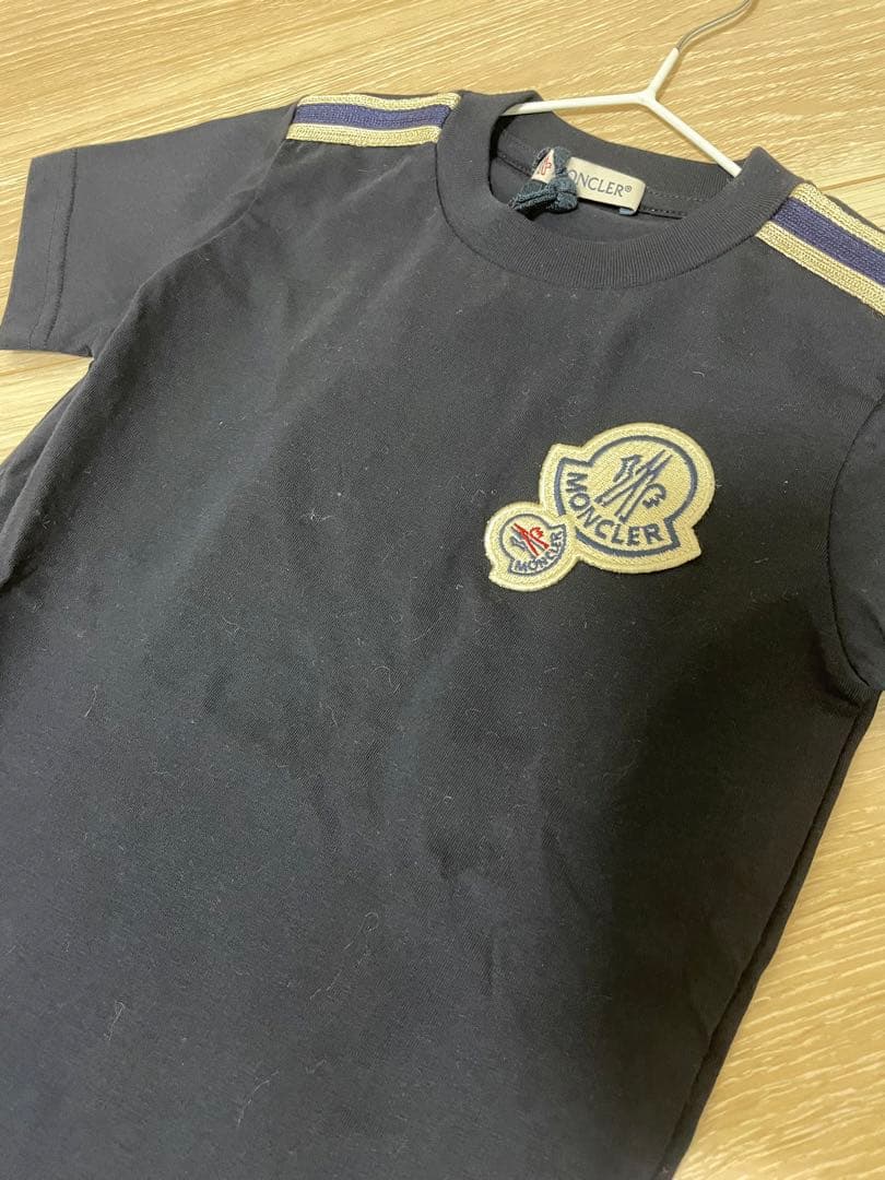 新品タグ付き♡モンクレールTシャツ4A=104㎝