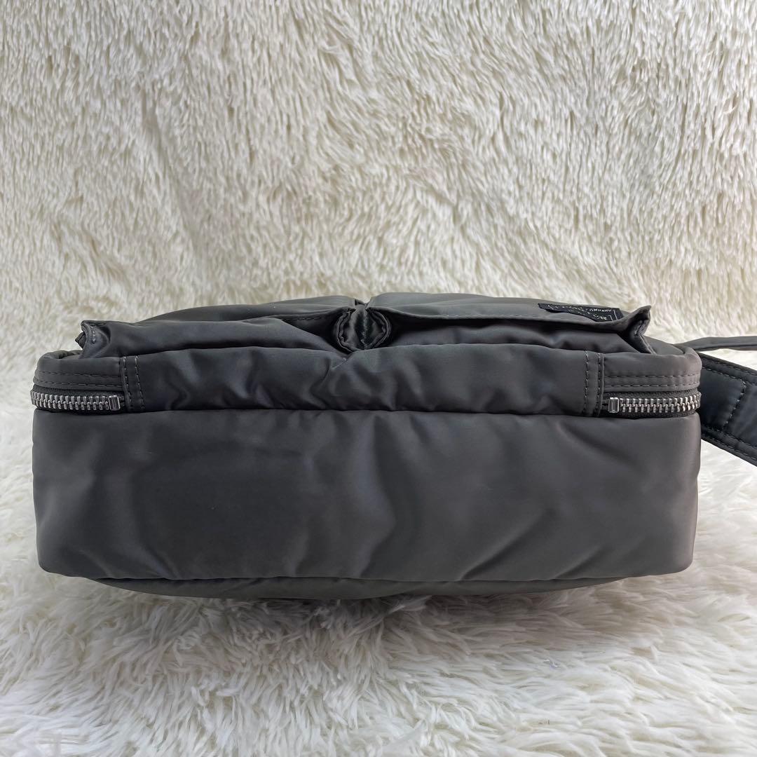 【極美品】ポーター タンカー ショルダーバッグ ダブルジップ シルバーグレー　L