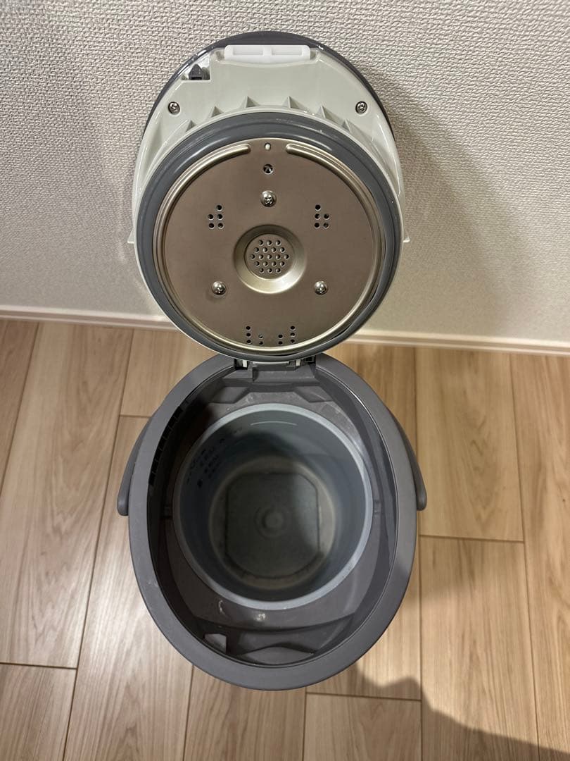 美品【2023年製　4L大容量】象印 スチーム加湿器 型名EE-DD50グレー