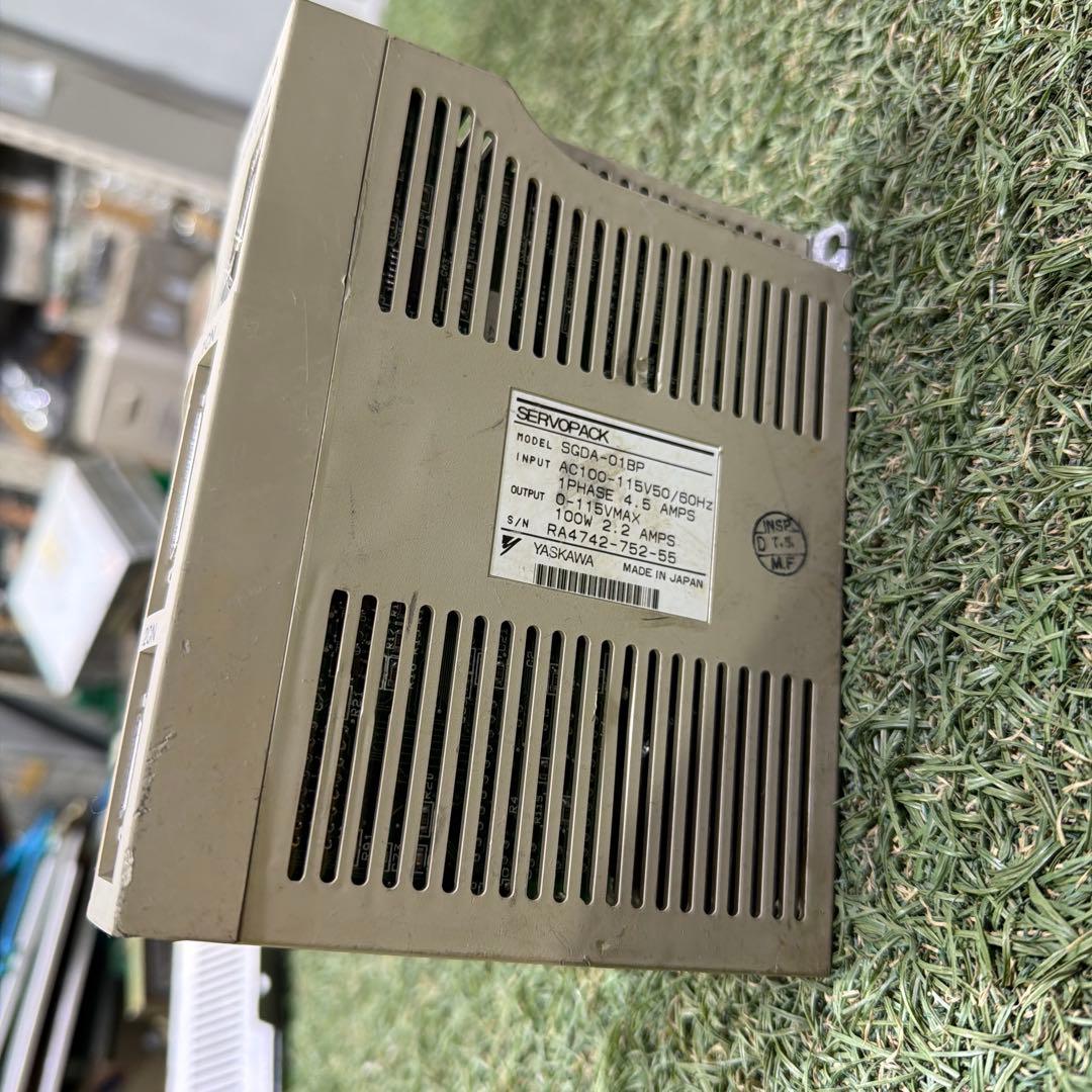 中古 YASKAWA サーボパック SGDA-01BP SERVOPACK