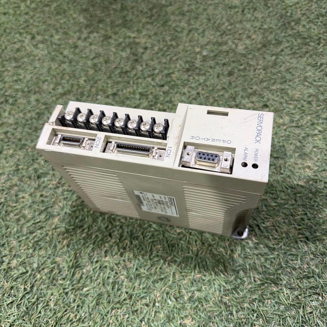 中古 YASKAWA サーボパック SGDA-01BP SERVOPACK