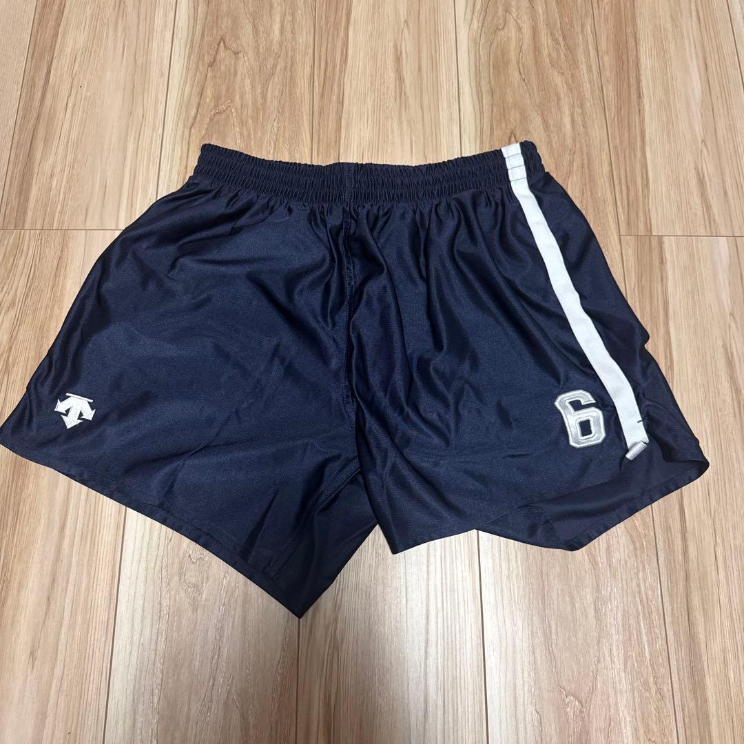 中央大学バレーボールパンツ 番号6