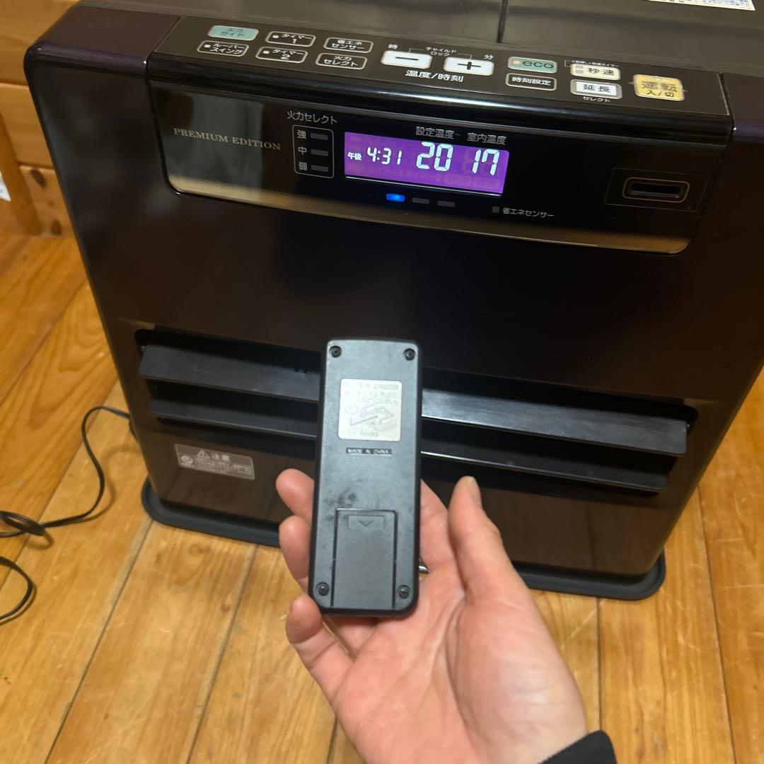 CORONA　石油ファンヒーター　リモコン付き　FH-WZ5717BY　暖房器具