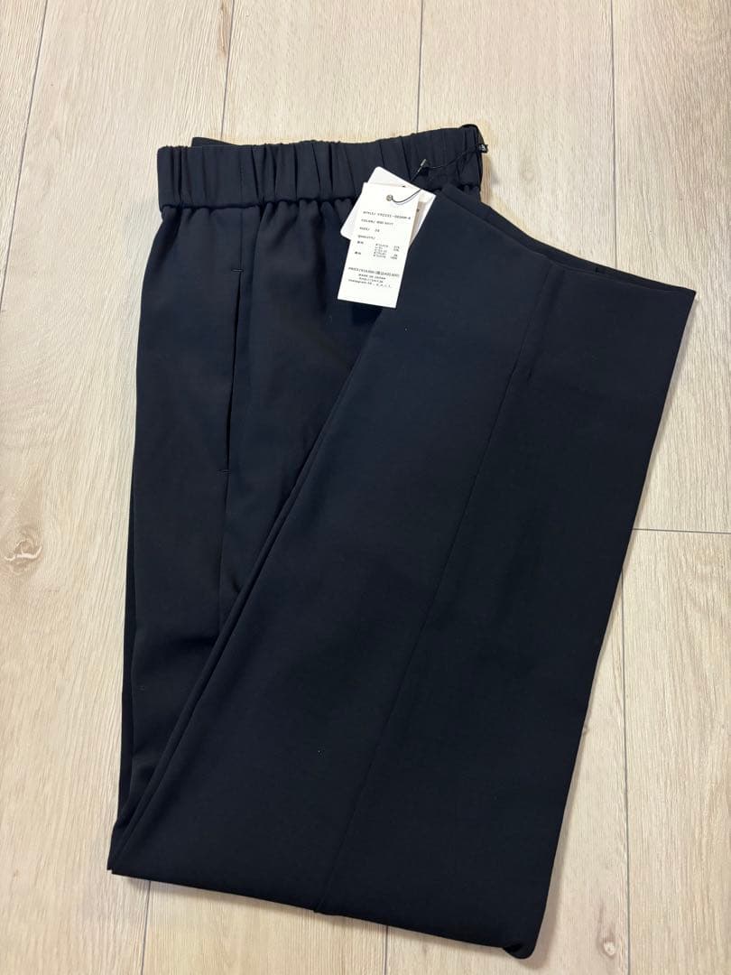 新品　yori ネイビー ハンサムパンツ　38