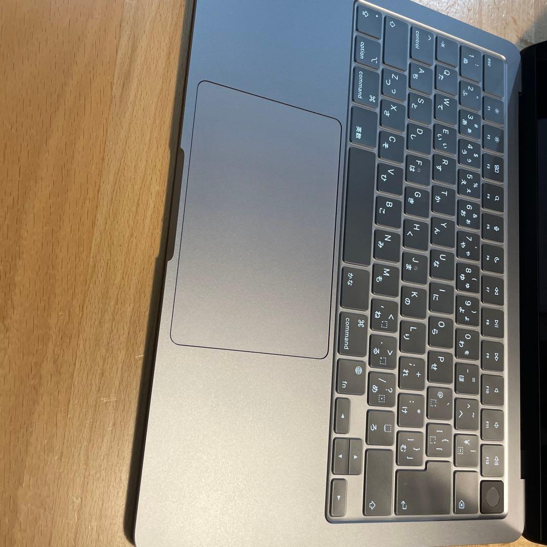 Apple MacBook Air 13インチ　M3 スペースグレー