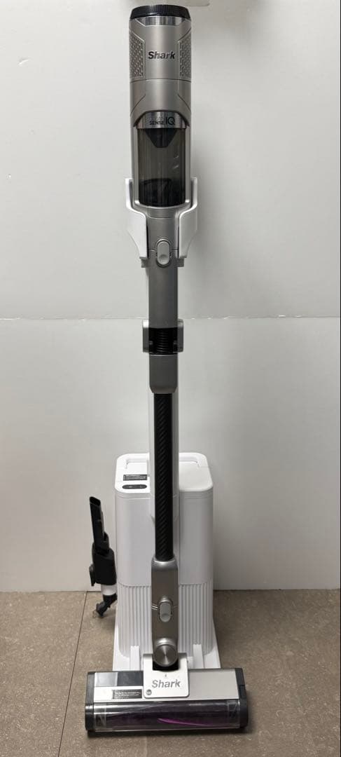 shark◇CleanSense iQ+◇IW3241J ライトチタニウム