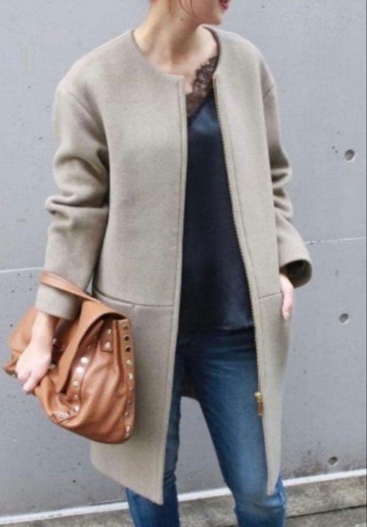 超美品！NOBLEノーブル　ノーカラーコート　グレージュ　38 ジップ