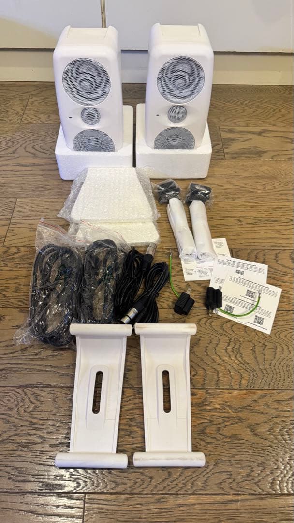 美品！！ iLoud MTM ホワイトエディション スピーカーセット