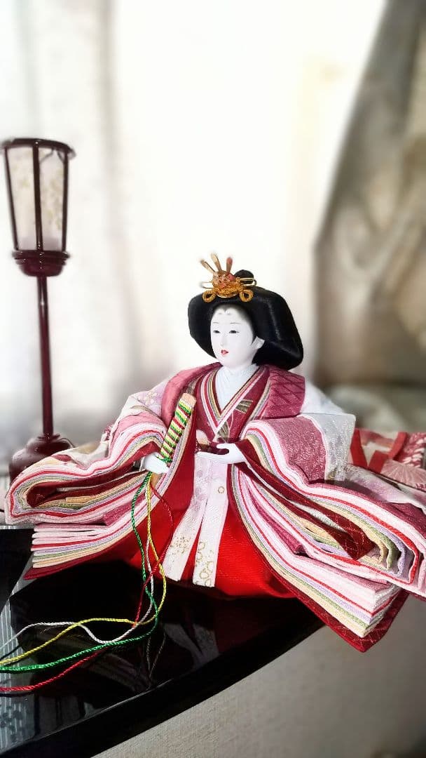 ナナちゃん大人でも飾りたくなるモダン親王飾りお雛様