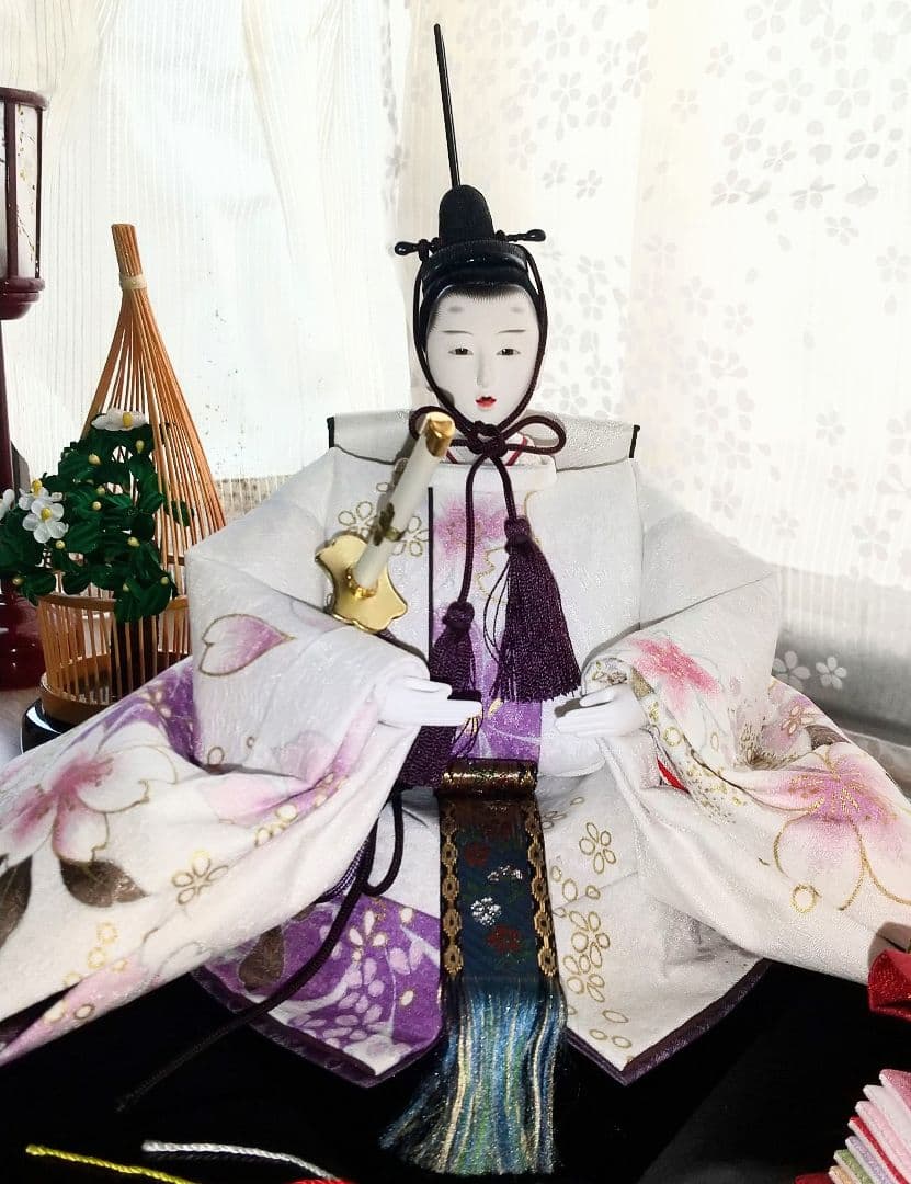 ナナちゃん大人でも飾りたくなるモダン親王飾りお雛様