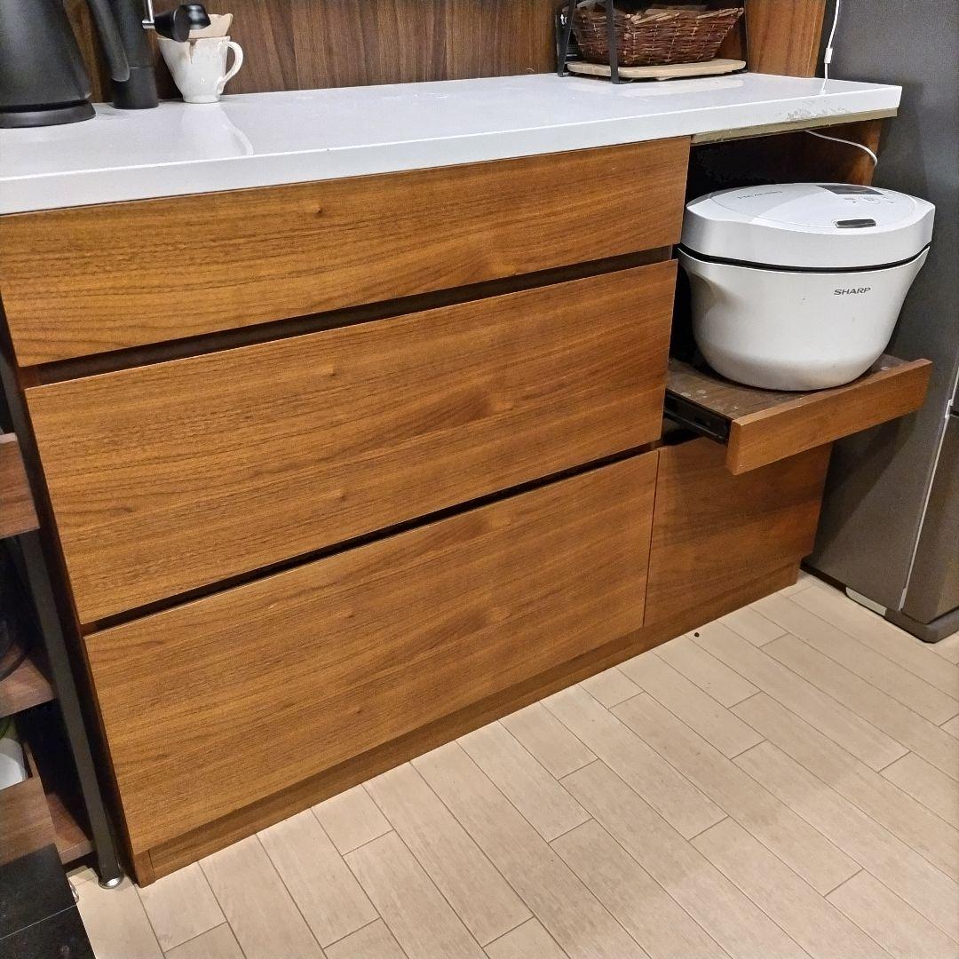 木製食器棚 ガラス扉付き