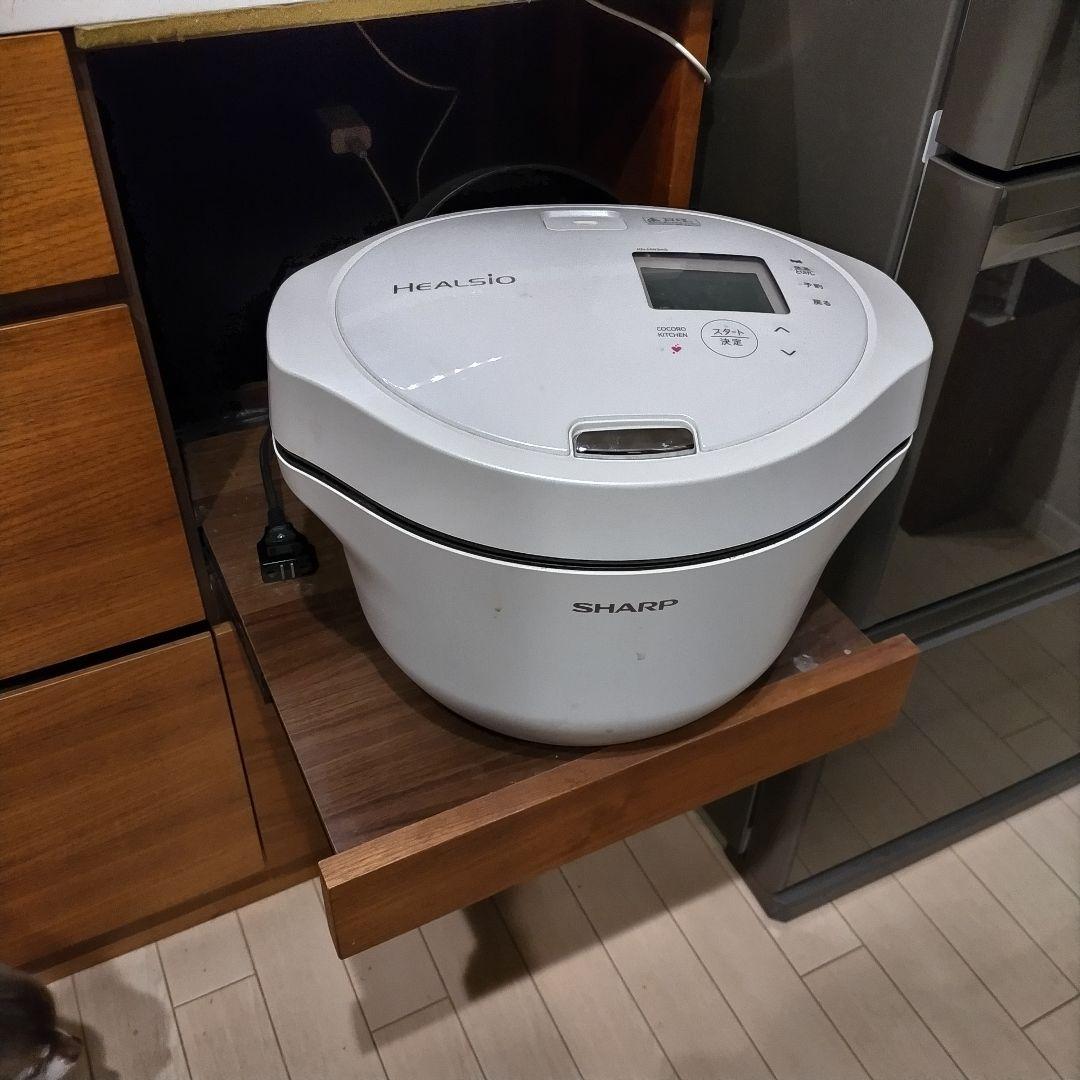 木製食器棚 ガラス扉付き