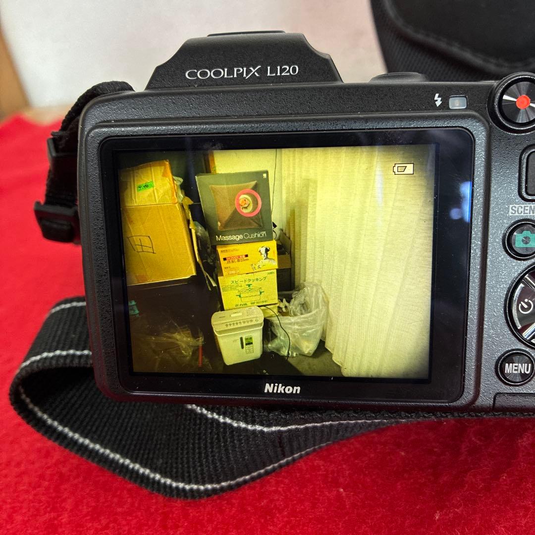 ケース付き美品　Nikon Coolpix L120 単3電池駆動