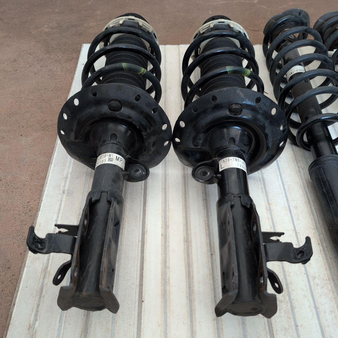 ホンダ インサイト純正 中古サスペンション一式