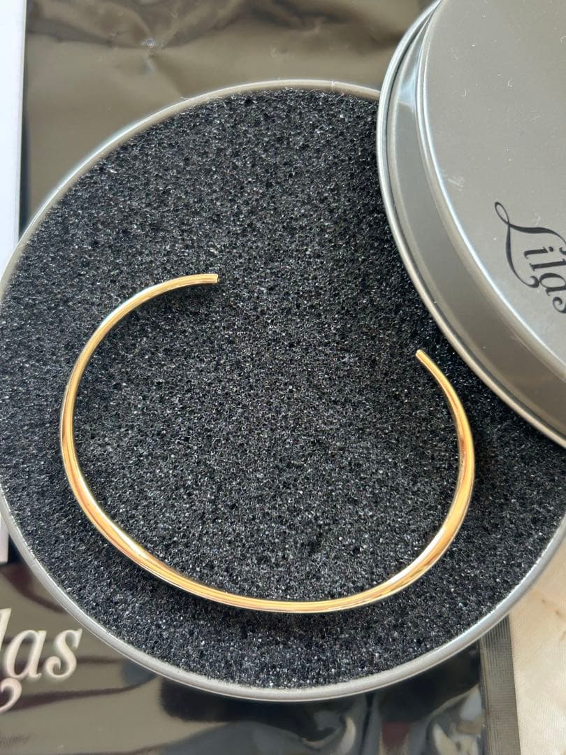 ✳︎✴︎Lilas 2.5パイプC型バングル K10✴︎✳︎美品