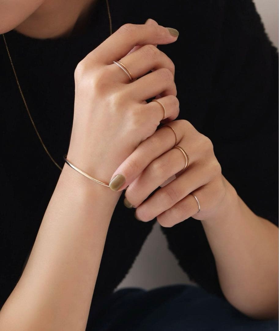 ✳︎✴︎Lilas 2.5パイプC型バングル K10✴︎✳︎美品