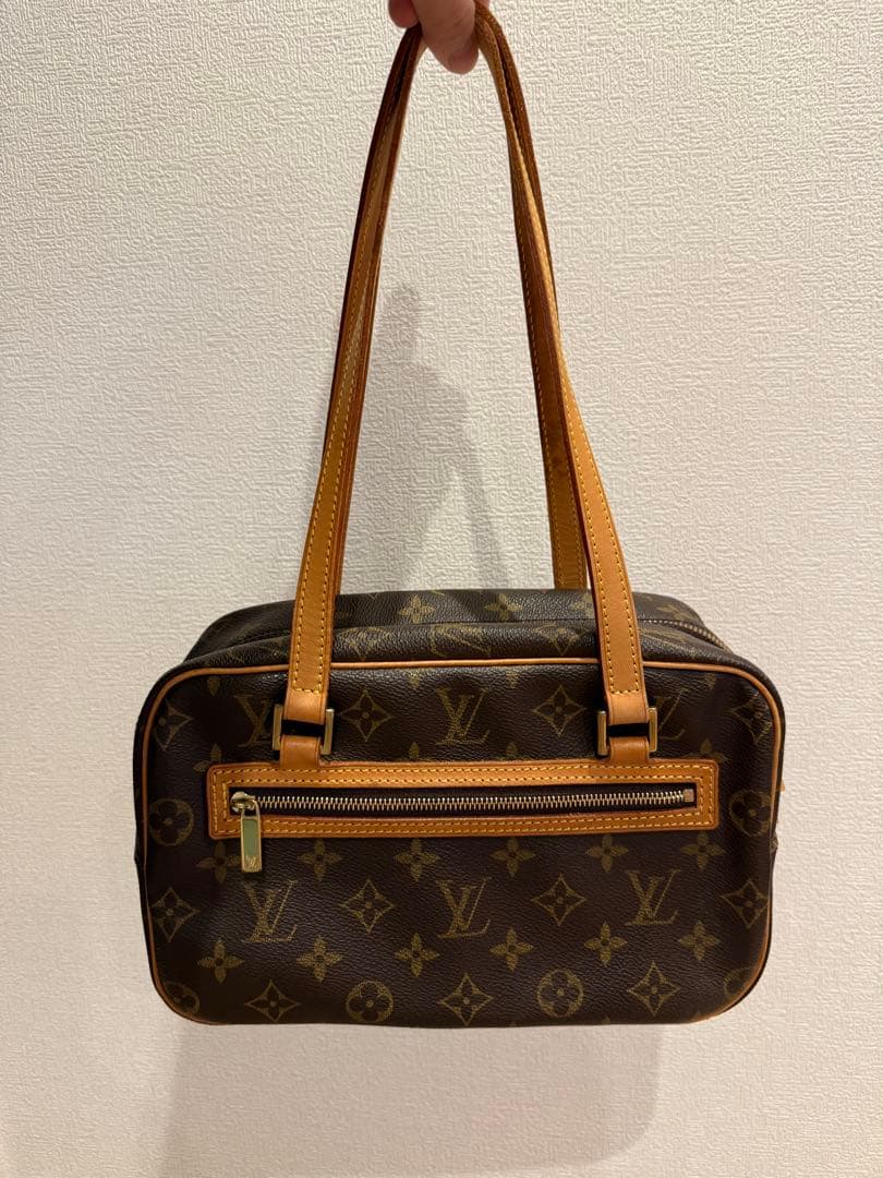 エミー　Louis Vuitton ヴィトン モノグラム ショルダーバッグ