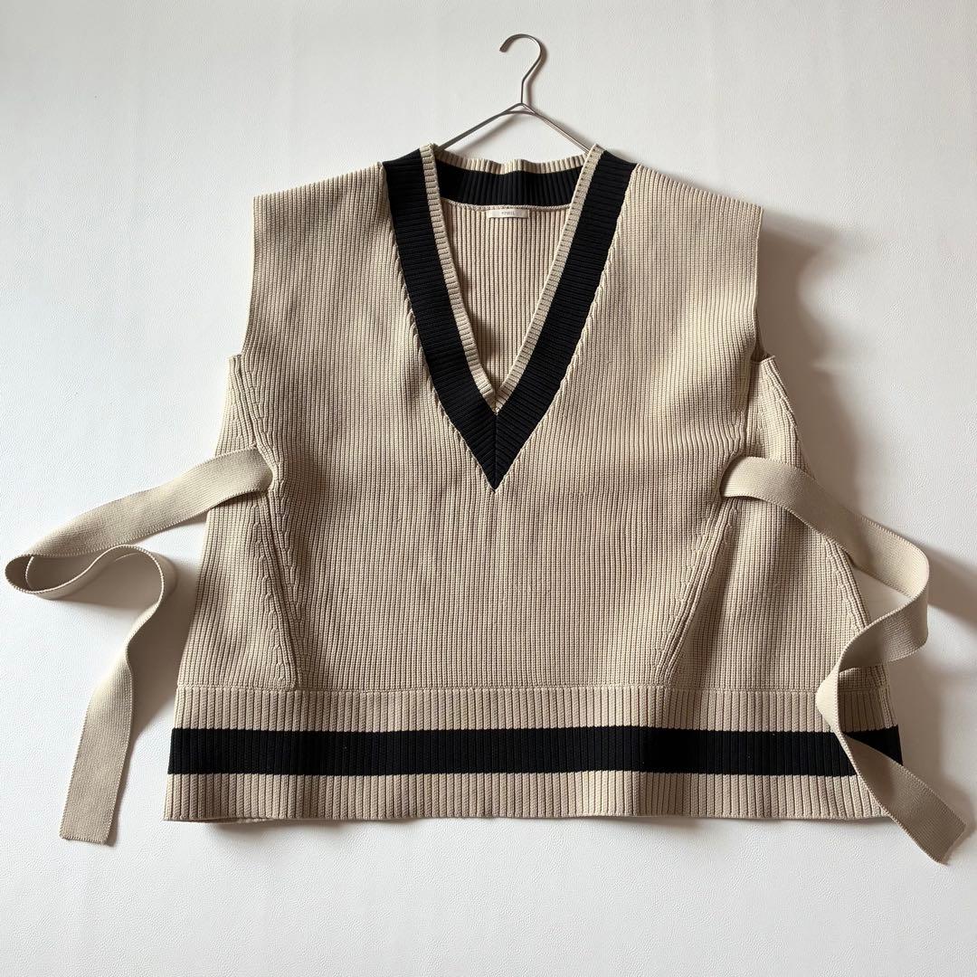 LE PHIL　ルフィル　2024年　スポンディッシュラインニット　ジレ　ベスト
