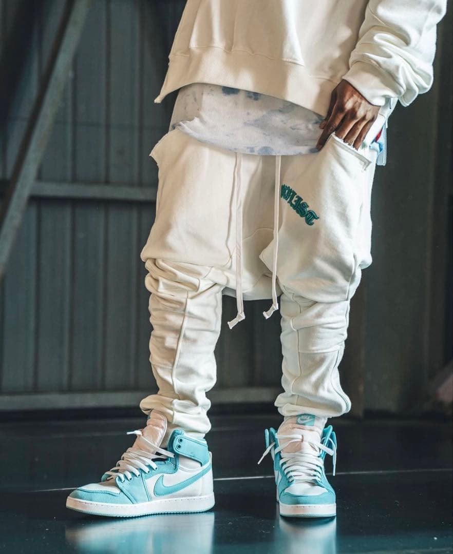 CVTVLISTカタリスト名古屋別注USUALジップパンツ　ホワイト×ターコイズ