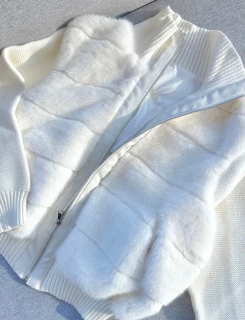 DHOLIC 2WAYニットスリーブエコファーダウンジャンパー