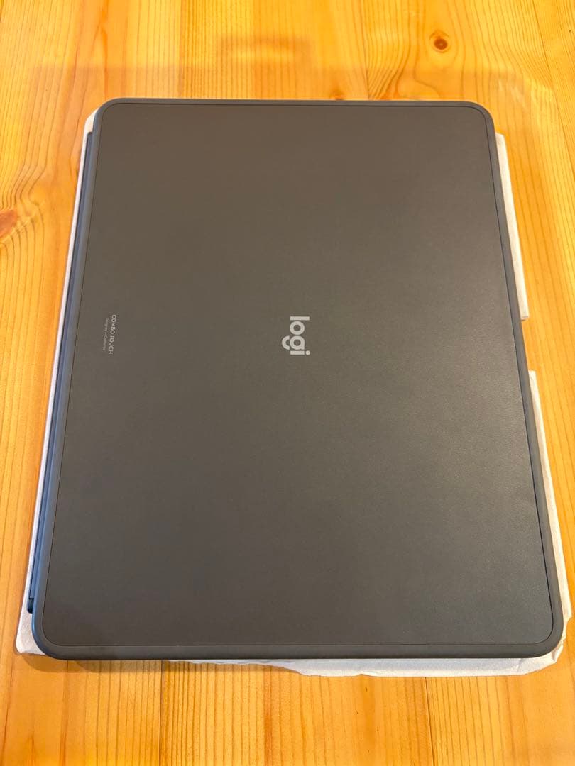 ロジクール Combo Touch iPad Air 13インチ M3 & M2