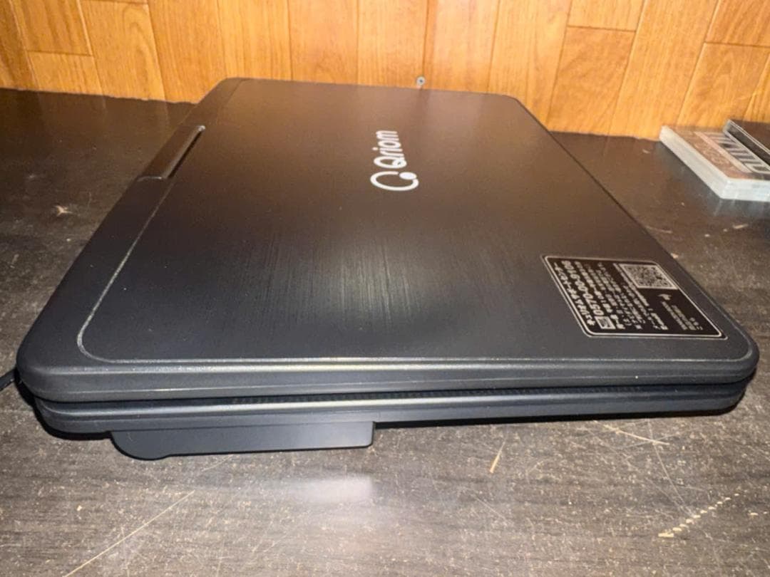 13.3インチBDプレーヤー TMB-L133R +特典CD