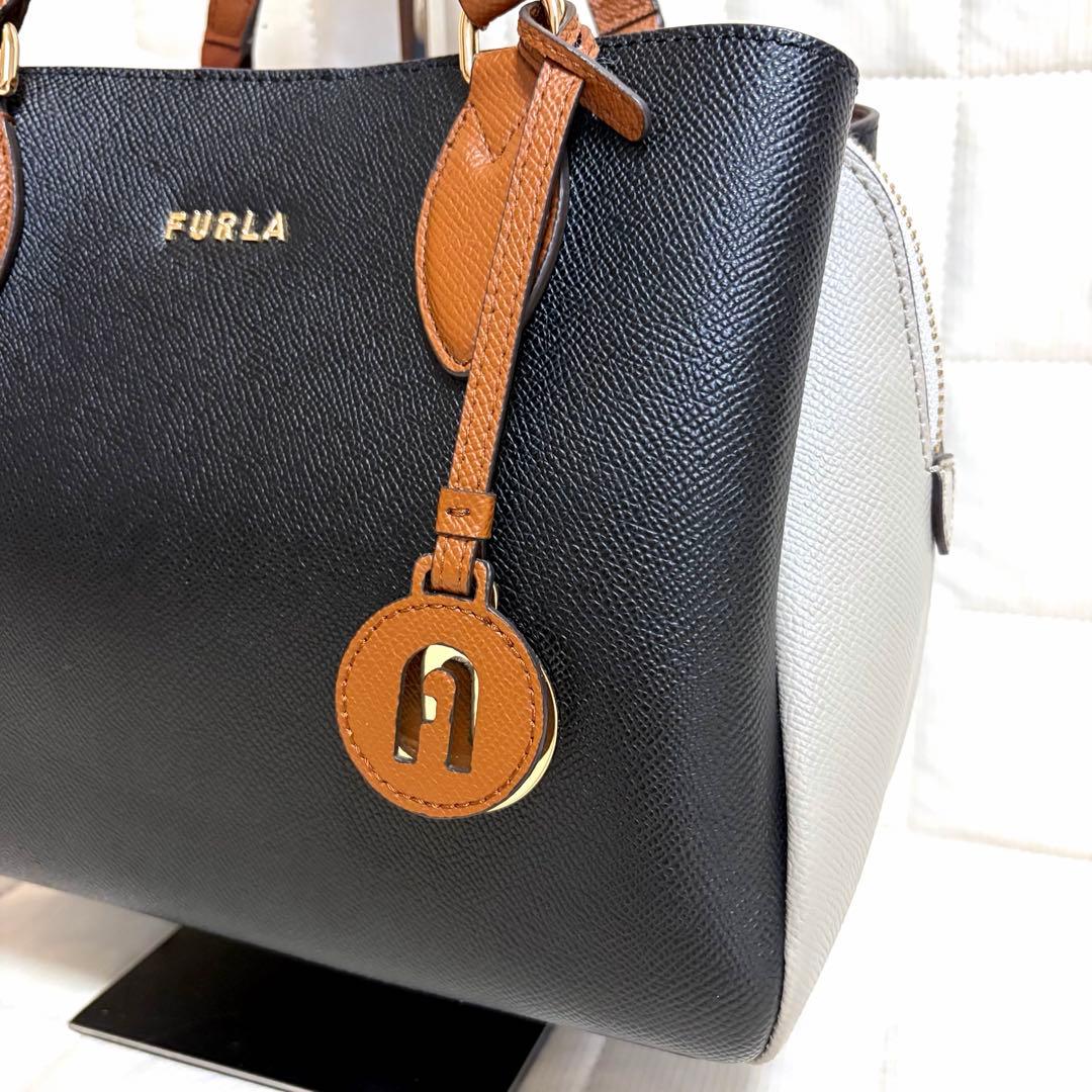 美品☆フルラ2way バイカラー　ミネルヴァトートS