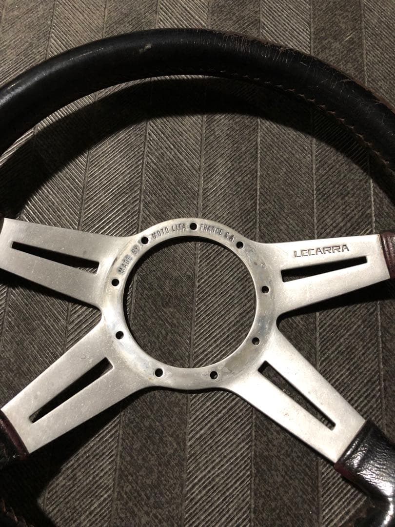 LECARRA レカラ　ステアリング