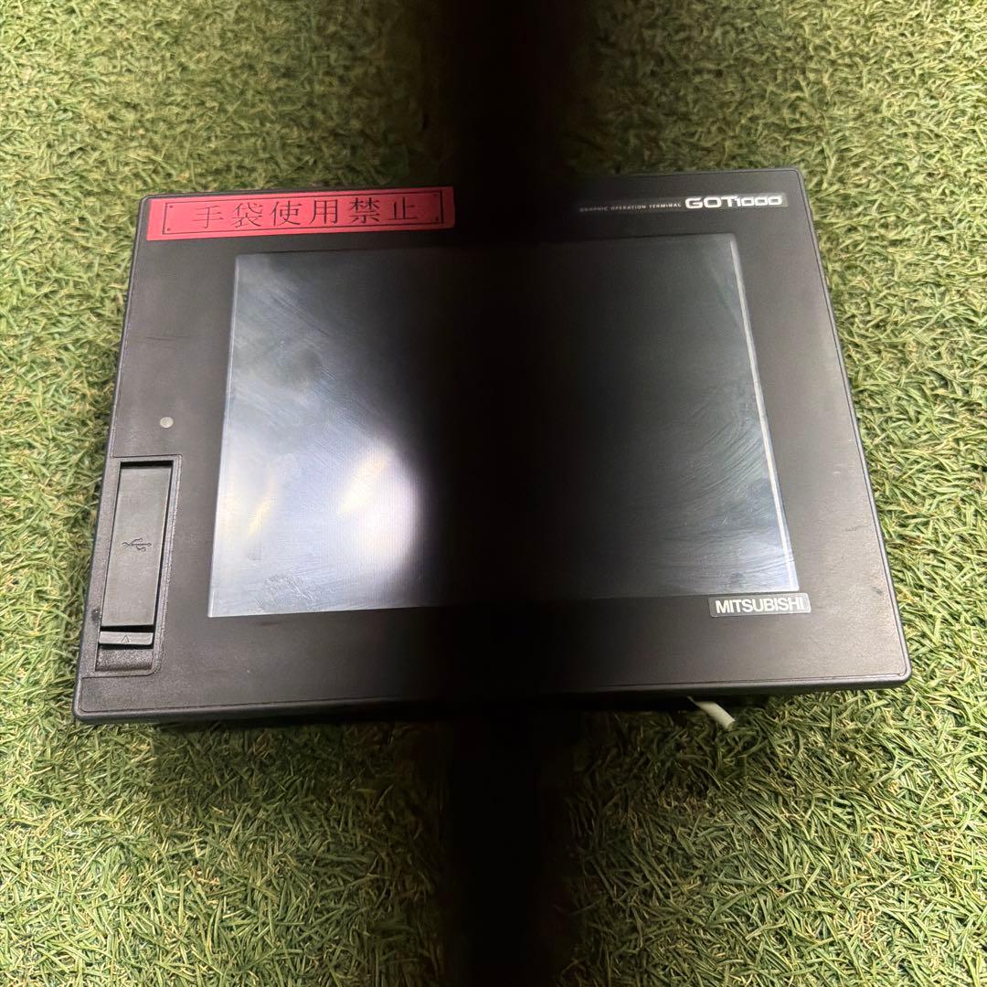 MITSUBISHI パネル GT1662-VNBA / GT15-QBUS