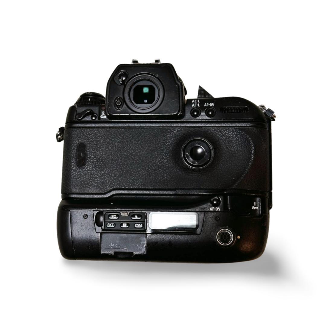 Nikon F5 ボディ シャッター確認済 キャップ付