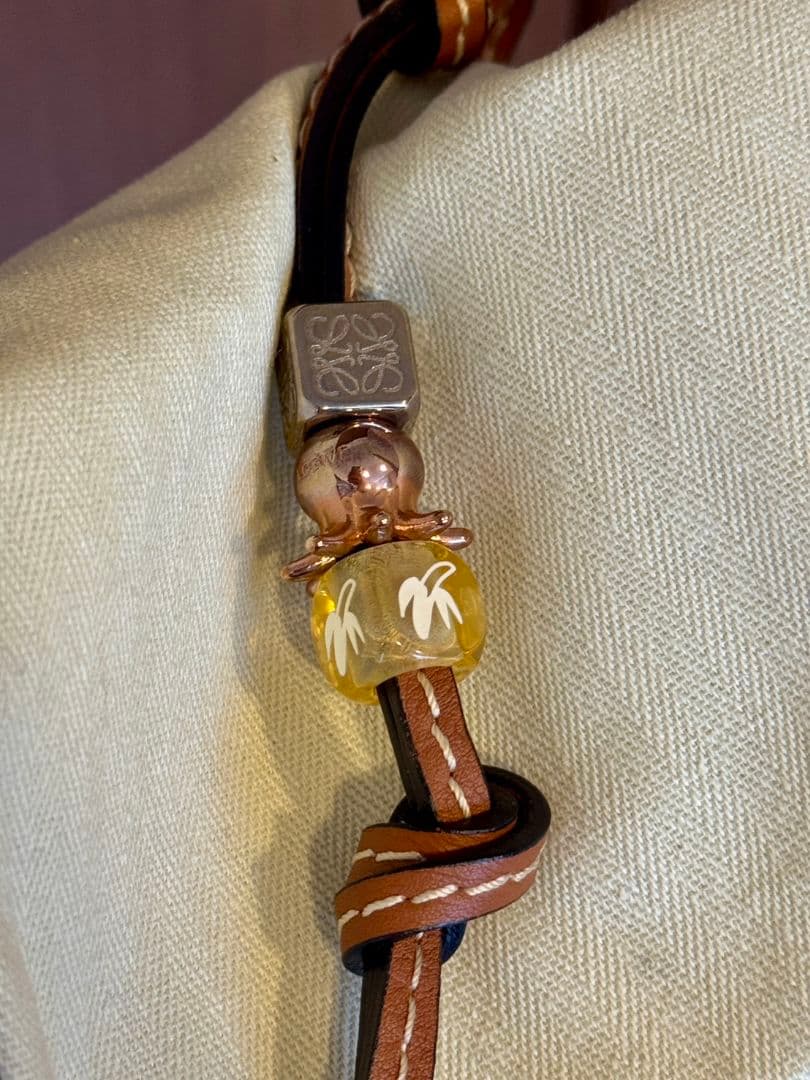 ロエベ　LOEWE　パーソナライズチャーム　バナナ　オクトパス