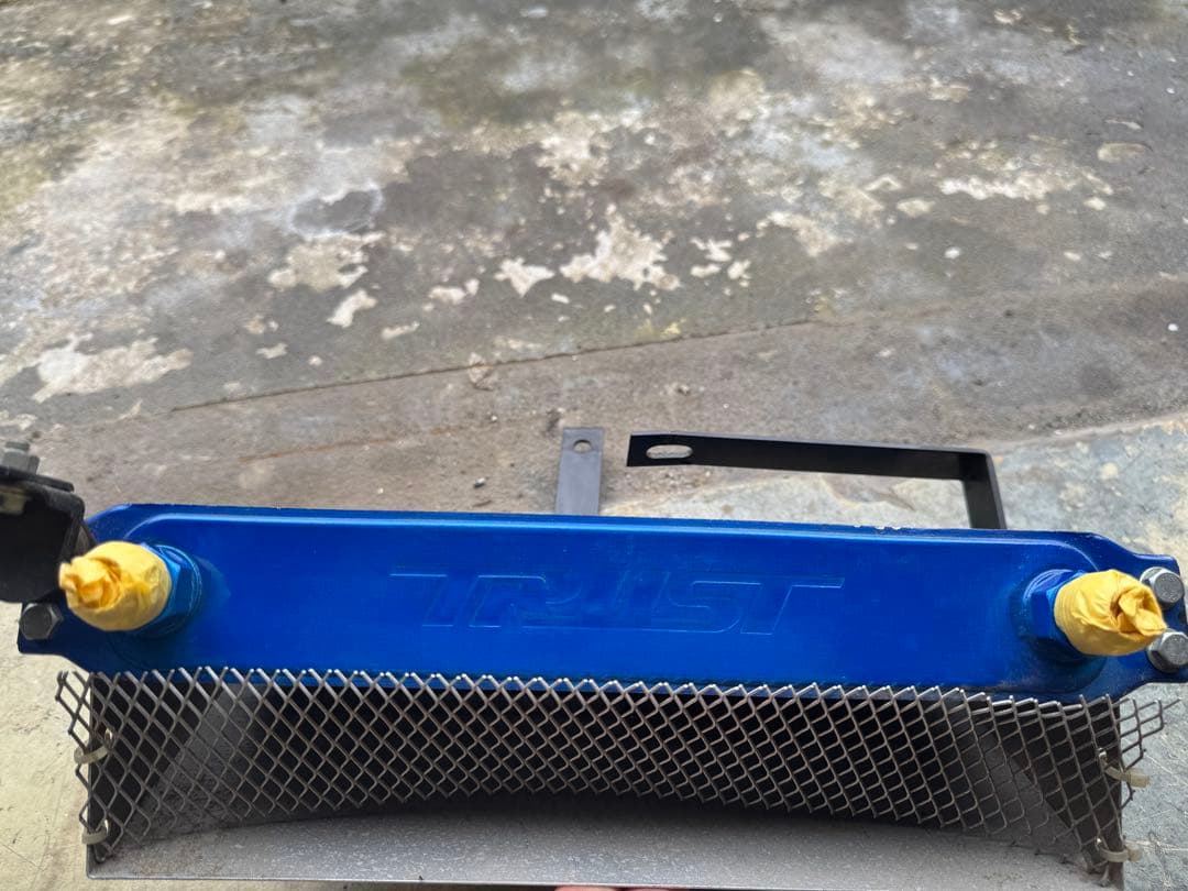 トヨタMR2 トラストオイルクーラー