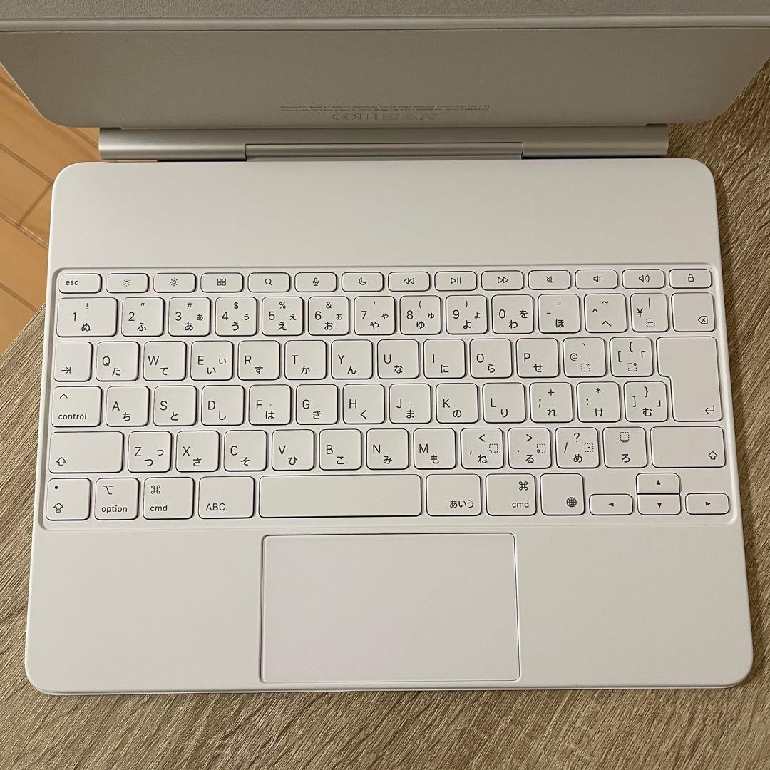 【超美品】iPad Magic Keyboard 日本語 ホワイト！