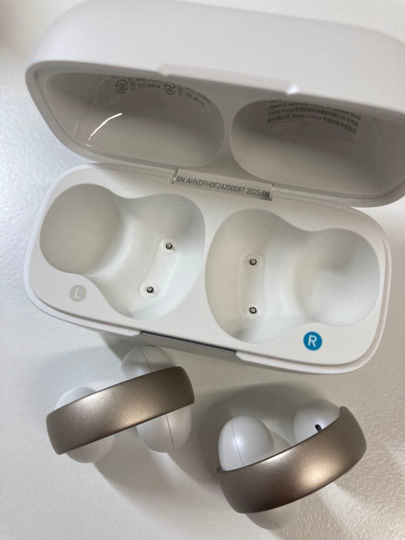 ほぼ未使用　soundcore AeroClip ワイヤレスイヤホン