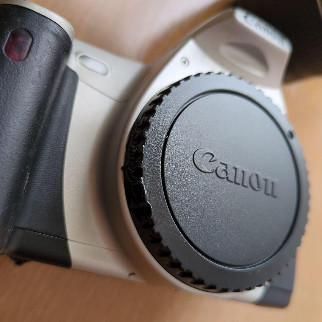 Canon EOS Kiss III フイルム一眼レフカメラ　Wズームセット