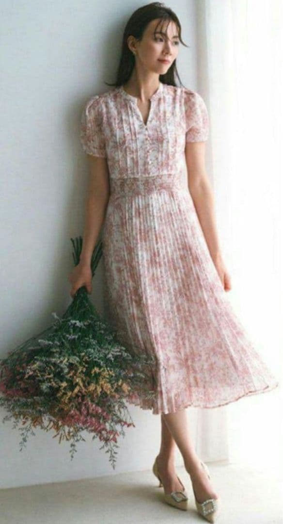 【新品未使用】セルフォード フラワープリントワンピース