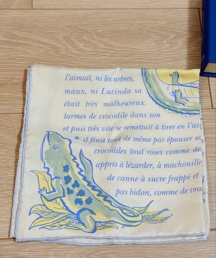 【箱付・美品】エルメス カレ40 クロコダイルのクロヴィス シルク スカーフ