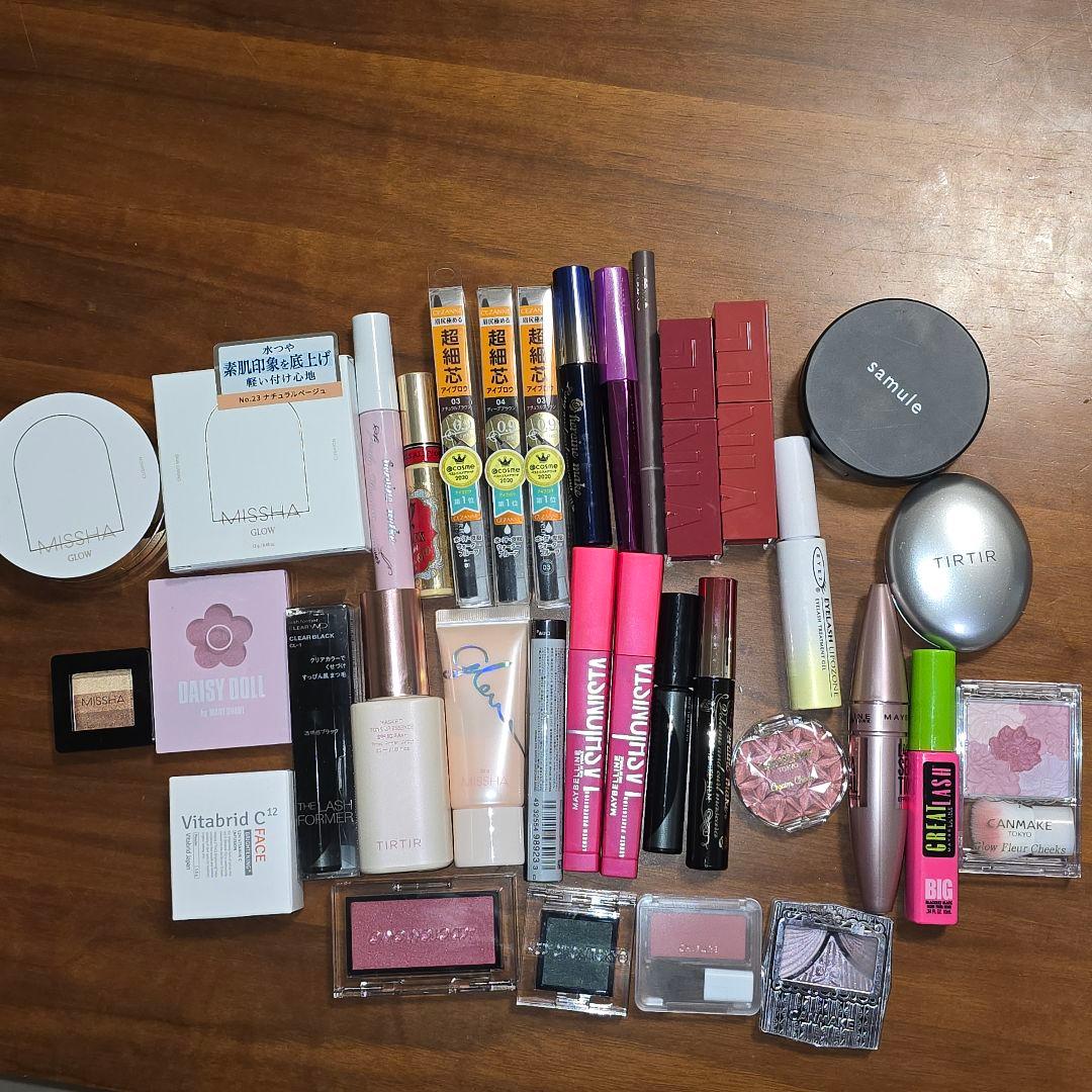 100点以上化粧品スキンケアヘアケアその他まとめ売り新品美品多数おまけ200点