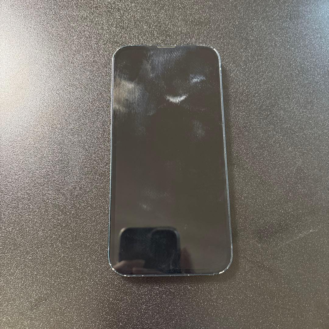 Apple iPhone 13ブラック 本体