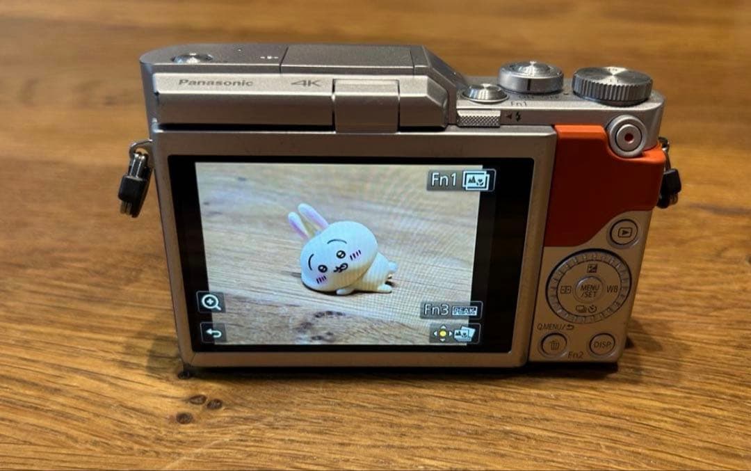 【レンズ1つ新品】LUMIX DC-GF10W ダブルレンズキット　オレンジ