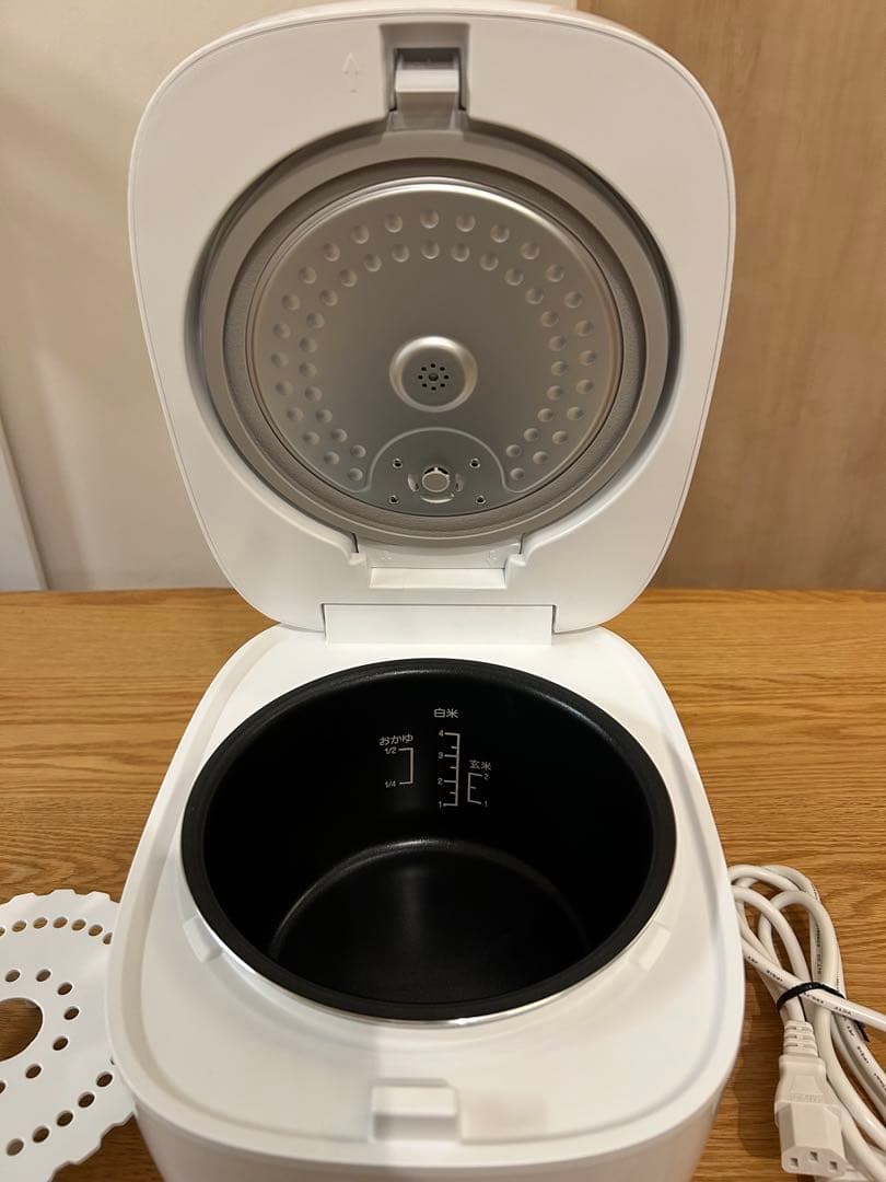 GREE 炊飯器 未使用&展示品 保温 早炊き 炊飯スタート　SZGSP-21W